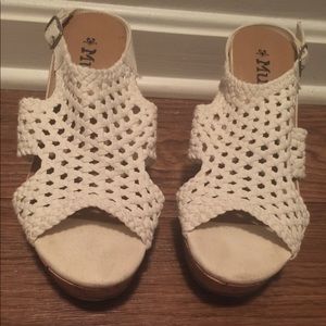 Mudd Wedged Heels